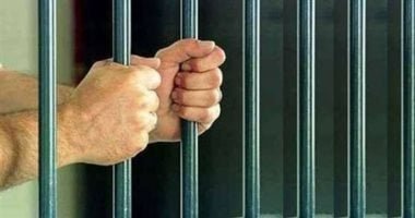 حبس 4 عاطلين بتهمة سرقة وحدات التكييف الخارجية في حلوان